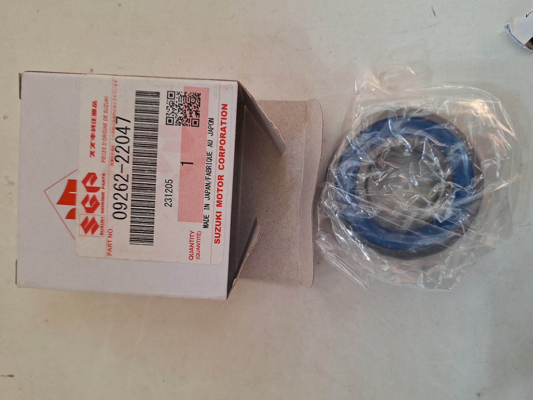 Picture of SUZUKI  LAGER  09262-22047